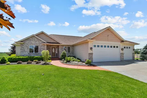 w7167 Glen Valley Drive, Greenville, WI 54942