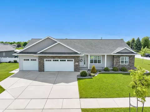 406 Ontario Rd, Green Bay, WI 54311