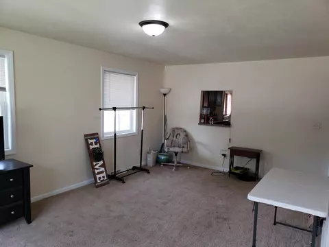 Living - 54 Fairway Ct, Appleton, WI 54915 photo 1 of 4
