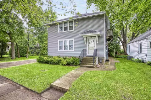 640 W 4th Ave, Oshkosh, WI 54902