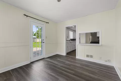 1929 N Division St, Appleton, WI 54911 photo 9