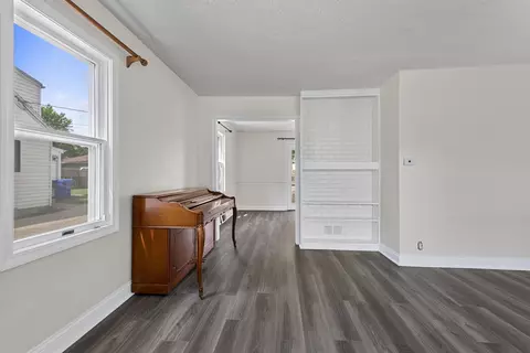 1929 N Division St, Appleton, WI 54911 photo 8