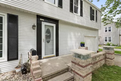 1929 N Division St, Appleton, WI 54911 photo 3