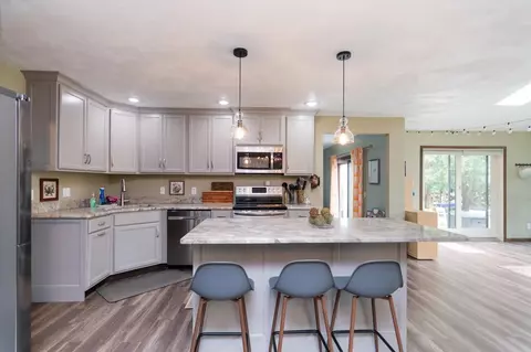 Kitchen - 3018 N Mcdonald St, Appleton, WI 54911 photo 6 of 7