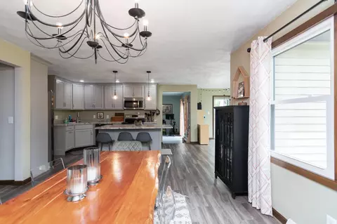 Dining - 3018 N Mcdonald St, Appleton, WI 54911 photo 3 of 4