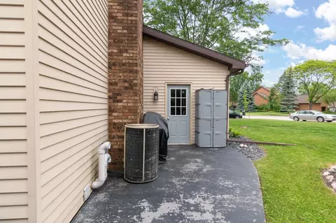 Exterior - 3018 N Mcdonald St, Appleton, WI 54911 photo 13 of 21