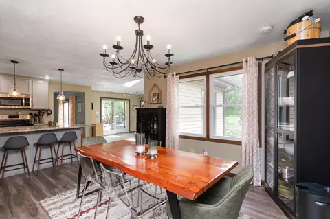 Dining - 3018 N Mcdonald St, Appleton, WI 54911 photo 2 of 4