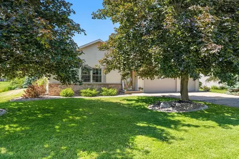 w2419 Block Road, Appleton, WI 54915