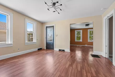 714 W Franklin St, Appleton, WI 54914 photo 3