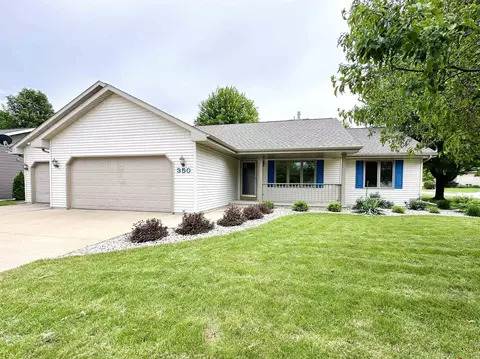 350 Windingbrook Dr, Oshkosh, WI 54904