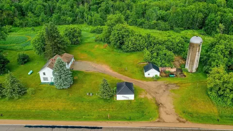 6250 County Road R, Gillett, WI 54124