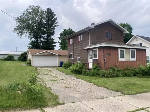 104 W Main St, Bowler, WI 54416