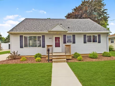 133 N Western Ave, Neenah, WI 54956