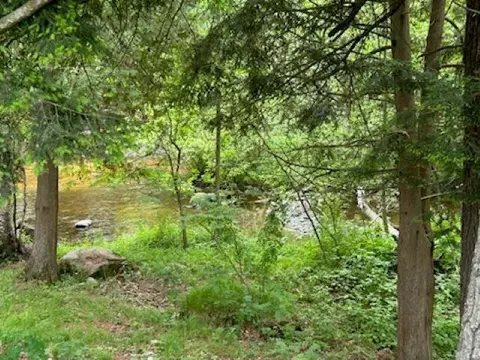 pinecrest lane, Shawano, WI 54166