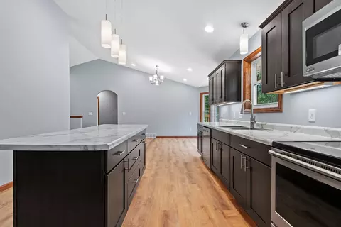 Kitchen - 6123 Hedgewood Ct, Abrams, WI 54101 photo 4 of 6