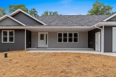 Exterior - 6123 Hedgewood Ct, Abrams, WI 54101 photo 4 of 13