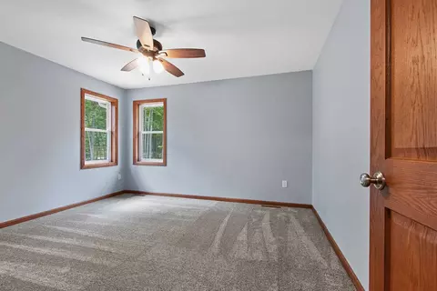 Bedroom - 6123 Hedgewood Ct, Abrams, WI 54101 photo 4 of 6
