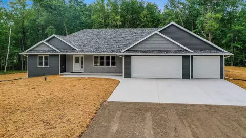 6123 Hedgewood Ct, Abrams, WI 54101