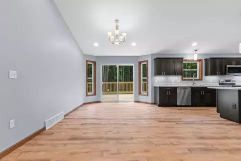 Living - 6123 Hedgewood Ct, Abrams, WI 54101 photo 6 of 6