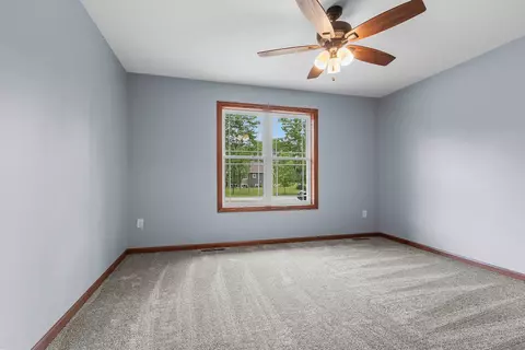 Bedroom - 6123 Hedgewood Ct, Abrams, WI 54101 photo 5 of 6