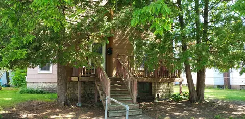 1204 15th Ave, Menominee, MI 49858