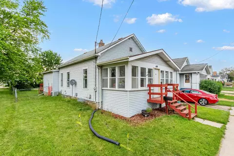 400 Racine St, Menasha, WI 54952