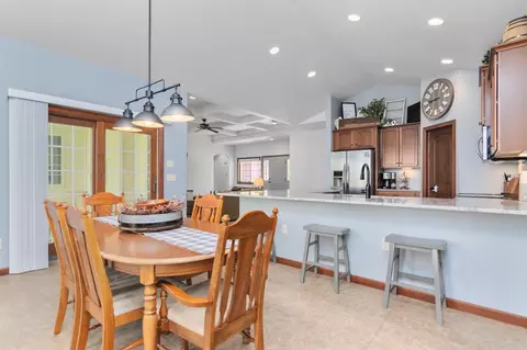 2346 W Barley Way, Appleton, WI 54913 photo 21