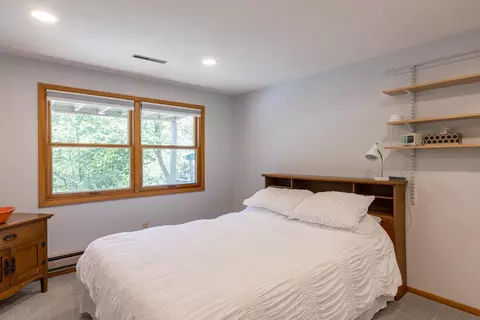 Bedroom - 816 N Cambridge Dr, Appleton, WI 54915 photo 5 of 6