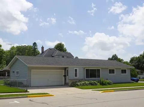 67 Harrison St, North Fond Du Lac, WI 54937