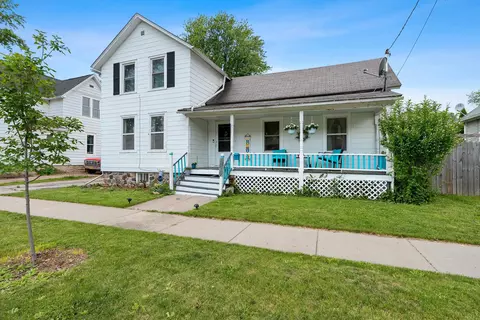 1015 N Durkee St, Appleton, WI 54911