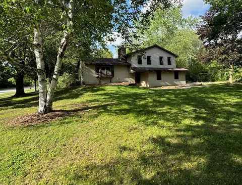 3600 Shawano Ave, Howard, WI 54313