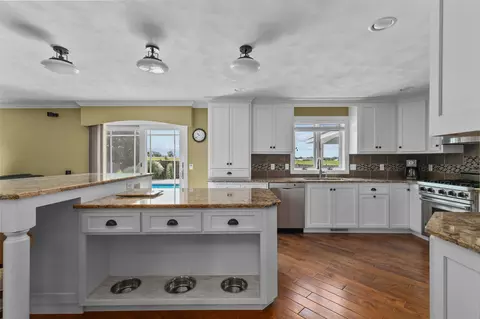 2213 W Twin Willows Dr, Appleton, WI 54914 photo 5