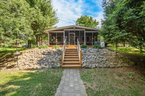 n1534 Mallard Bay Road, Keshena, WI 54135