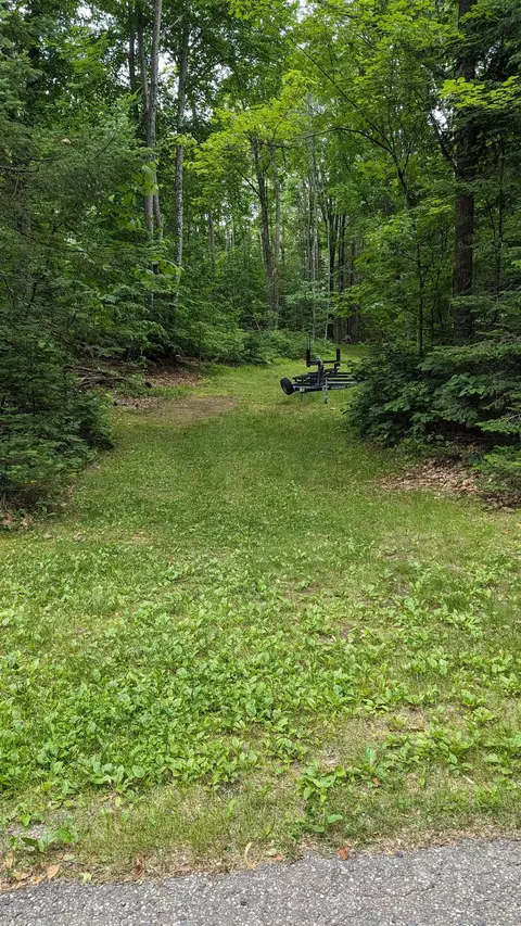 W Shore Heights Lane, Mountain, WI 54149
