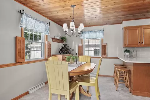 5031 N Lynndale Dr, Appleton, WI 54913 photo 16