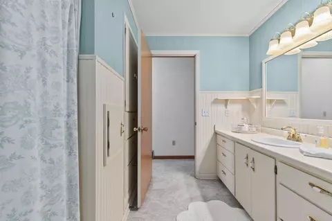 5031 N Lynndale Dr, Appleton, WI 54913 photo 26