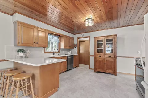 5031 N Lynndale Dr, Appleton, WI 54913 photo 14