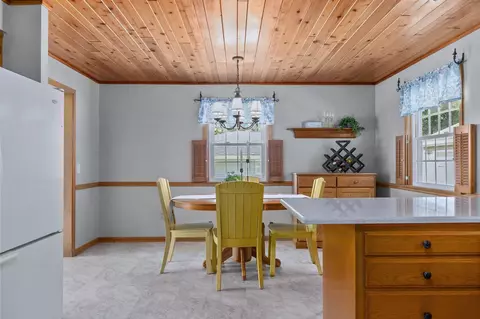 5031 N Lynndale Dr, Appleton, WI 54913 photo 13