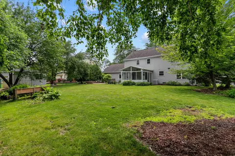 10 Pheasant Ct, Appleton, WI 54915 photo 4