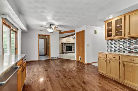 10 Pheasant Ct, Appleton, WI 54915 photo 13