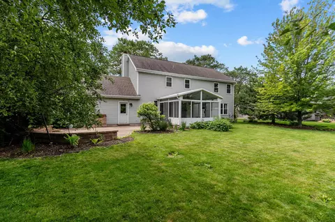 10 Pheasant Ct, Appleton, WI 54915 photo 5
