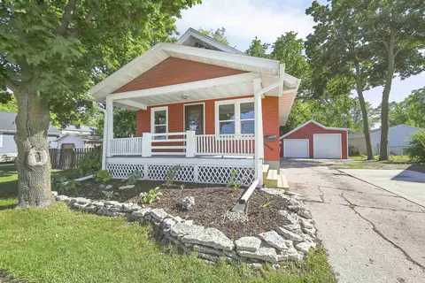 1741 E Mason St, Green Bay, WI 54302