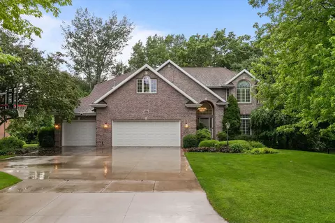 1934 W Telemark Cir, Green Bay, WI 54313