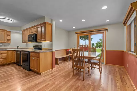 2816 E Henry St, Appleton, WI 54915 photo 11