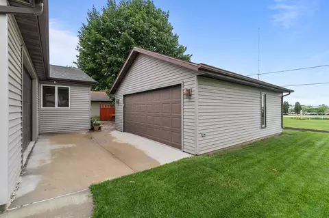 2816 E Henry St, Appleton, WI 54915 photo 36