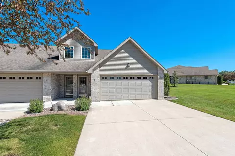 1686 W Main Cir #6, De Pere, WI 54115