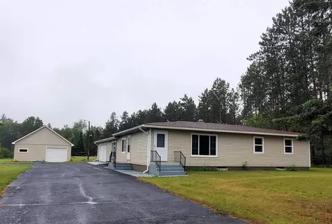 w8855 Town Line Road, Crivitz, WI 54114
