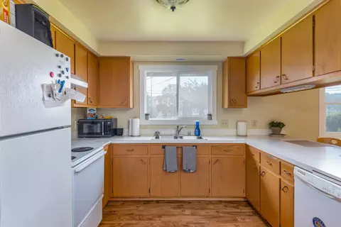 2516 S Greenview St, Appleton, WI 54915 photo 6