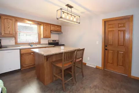 Kitchen - 27 N Linden Ln, Appleton, WI 54915 photo 2 of 3