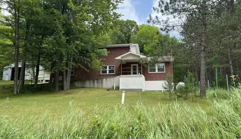 n5808 25th Road, Crivitz, WI 54114